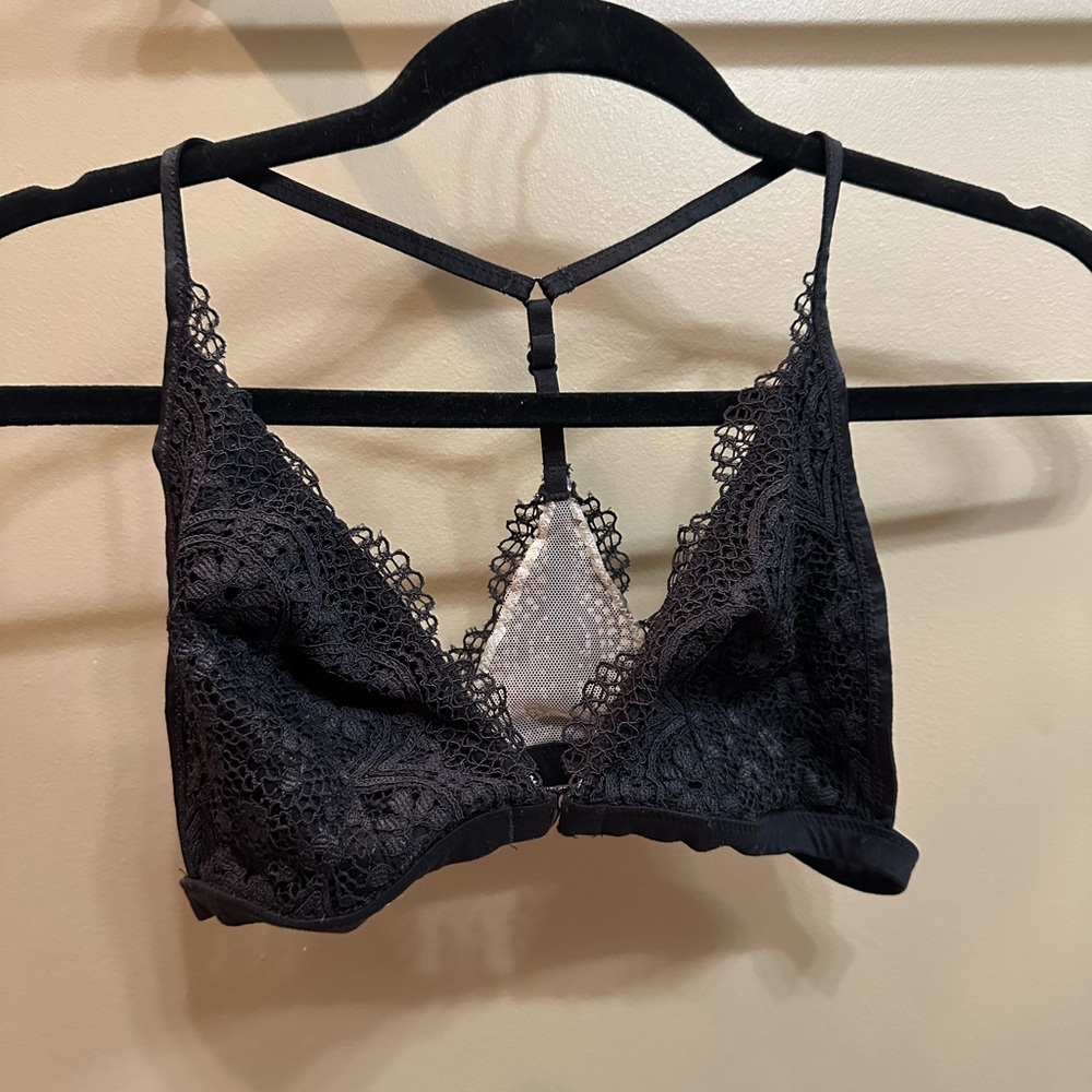 Victoria Secret Bra bundle - Picture 5 of 5